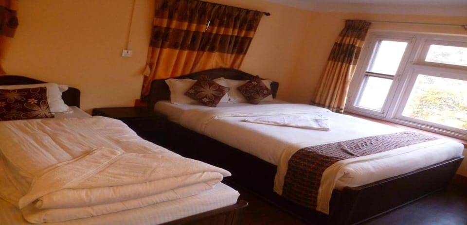Deluxe Triple Room | Free WiFi