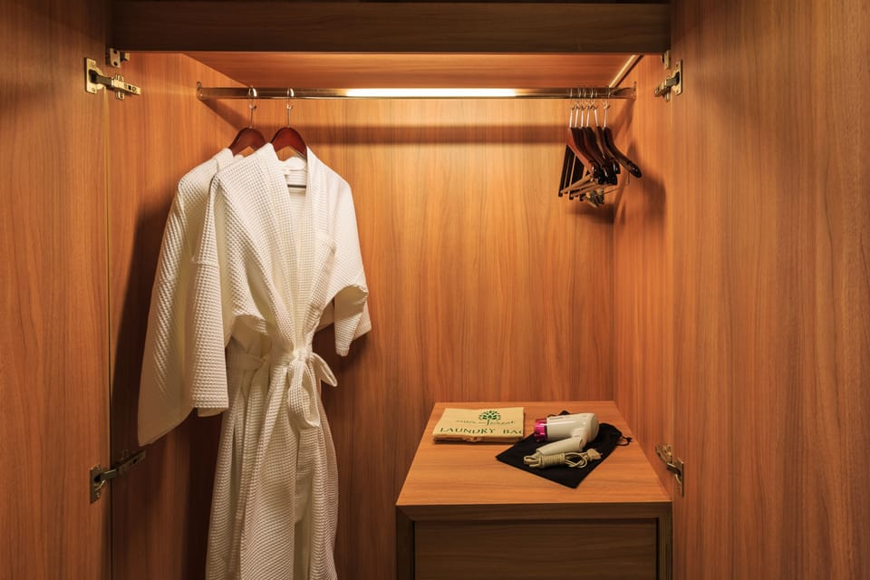 Room amenity