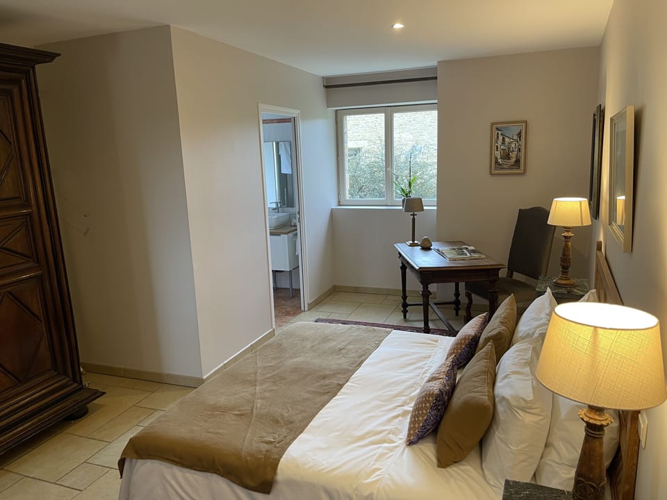 Luxury Villa | 3 bedrooms, blackout drapes, iron/ironing board, travel crib