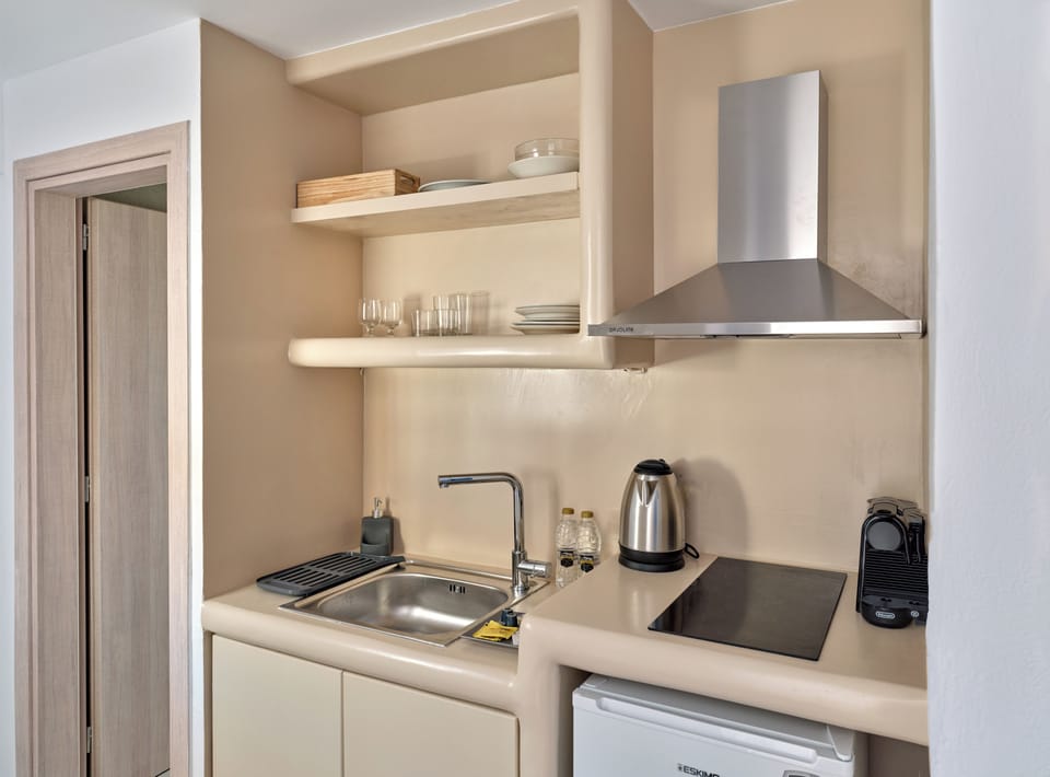 Private kitchenette