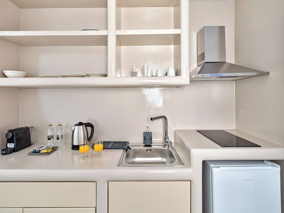 Private kitchenette