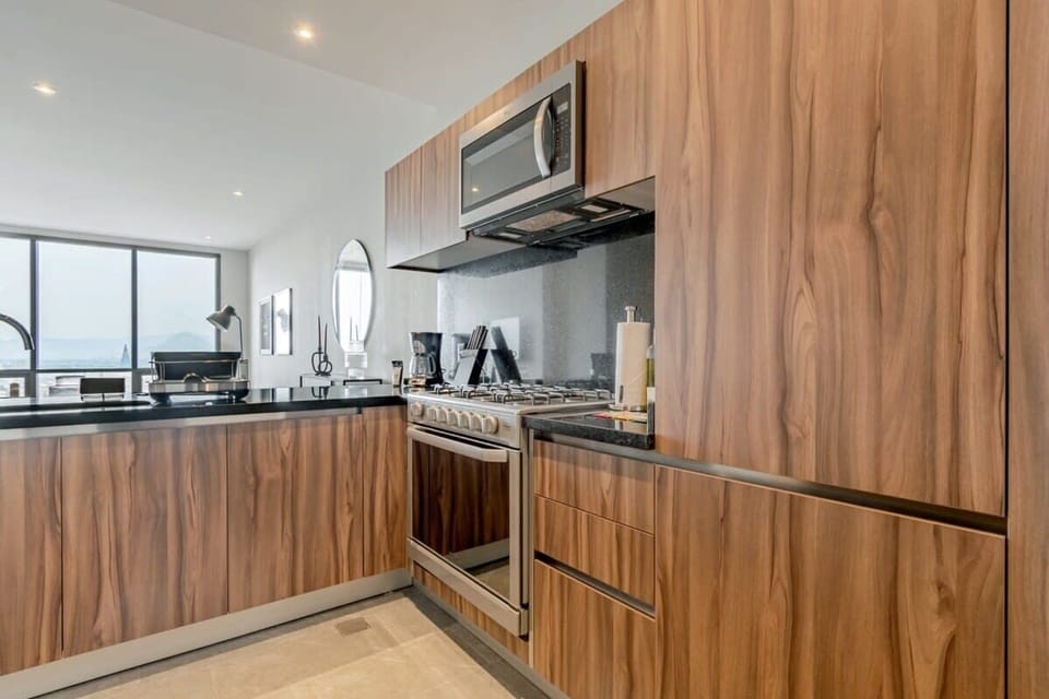 Fully equipped kitchen