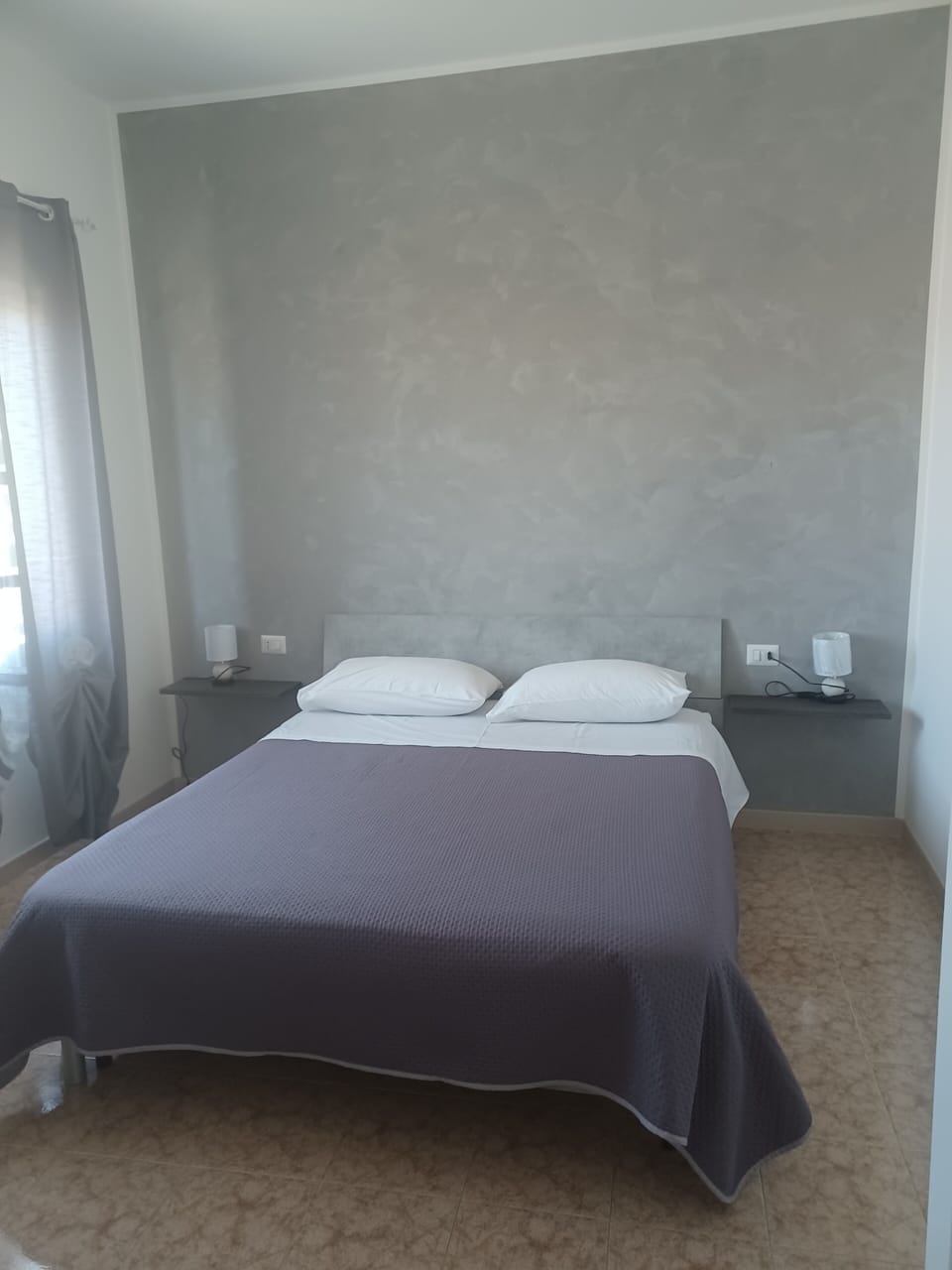 Iron/ironing board, free WiFi