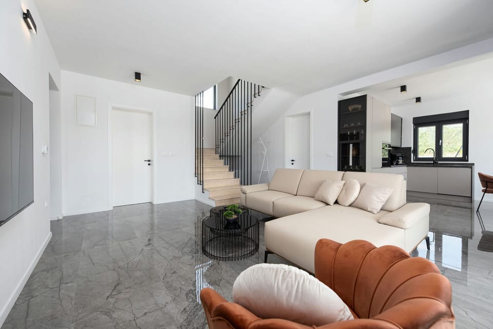 Villa, 4 Bedrooms, Private Pool, Mountain View | Living room | Stereo