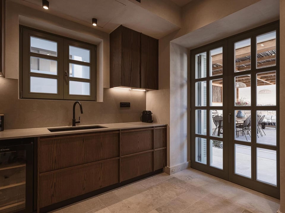 House | 5 bedrooms, soundproofing