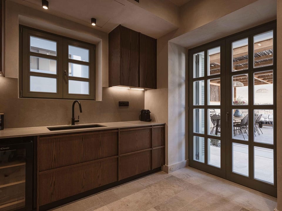 House | 5 bedrooms, soundproofing