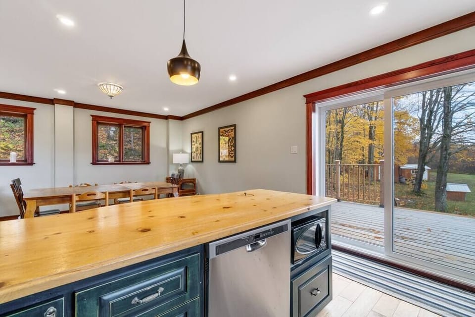 Kitchen and dining room