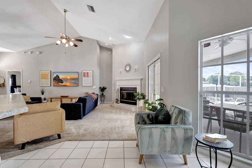 During the chilly winter evenings, the fireplace becomes the heart of the living room, providing not only physical warmth but also a sense of emotional comfort and tranquility.