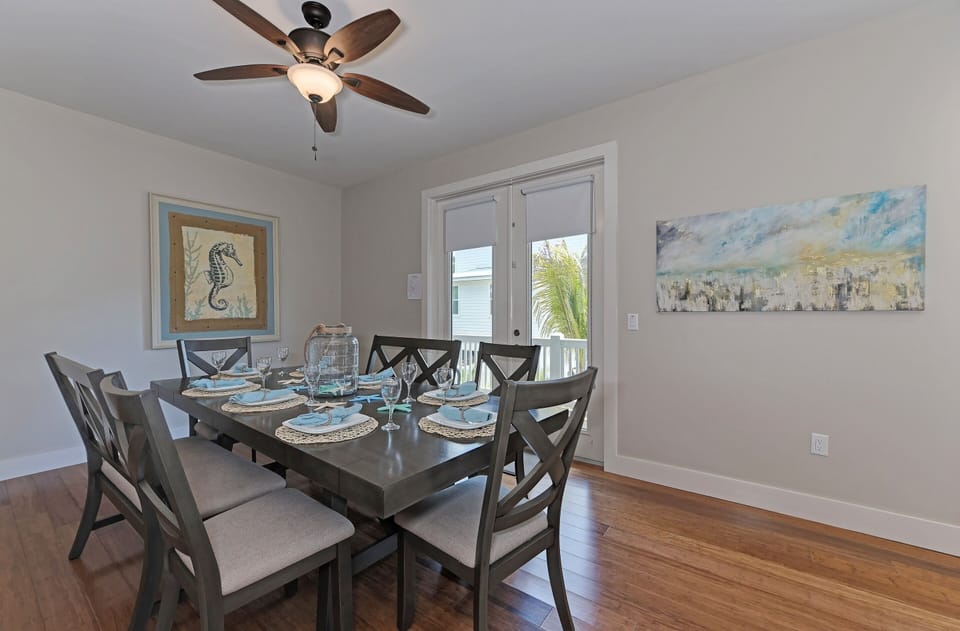 House, 6 Bedrooms | Dining