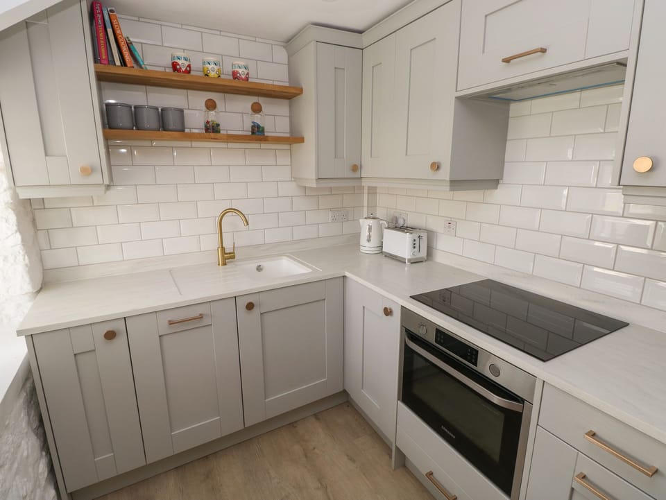 Fridge, dishwasher, electric kettle, toaster