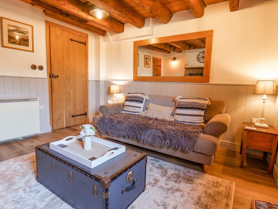 Cottage | Interior