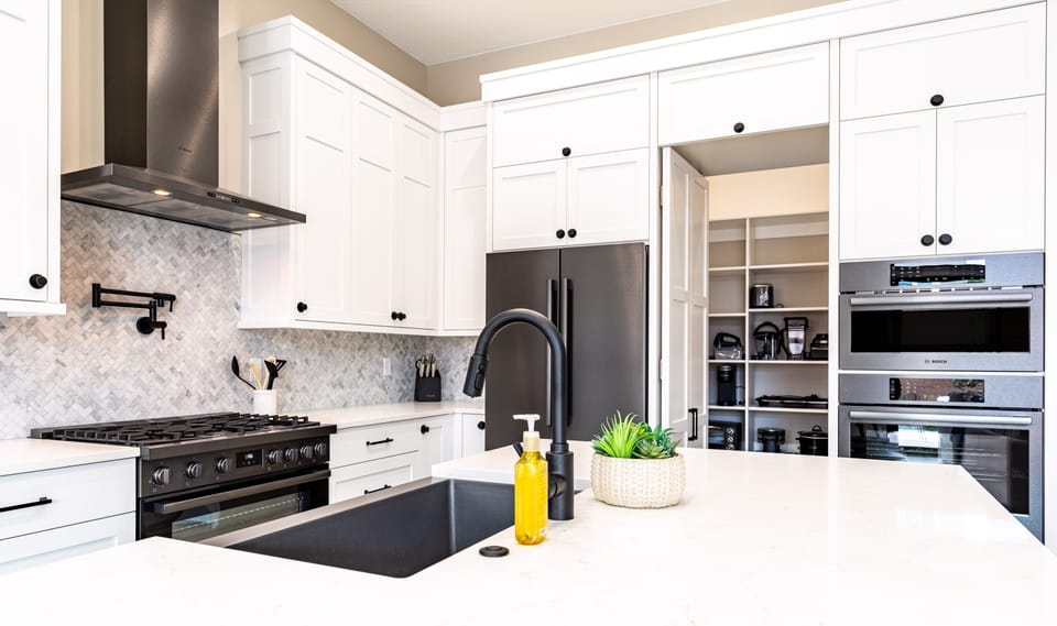 House, 2 Bedrooms | Private kitchen | Coffee/tea maker, fridge, oven, toaster