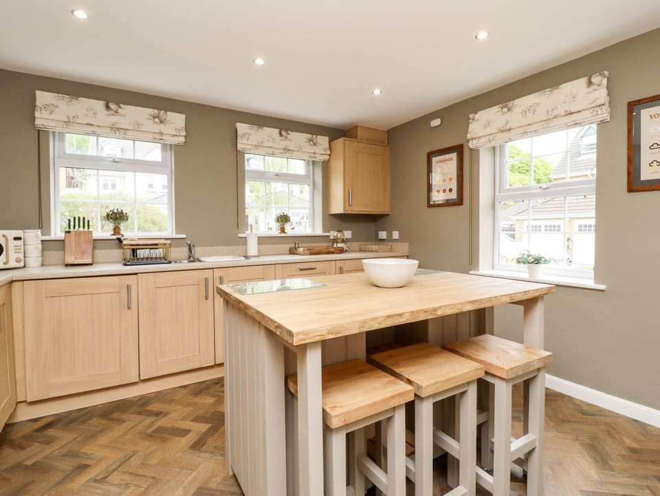 Cottage | Interior