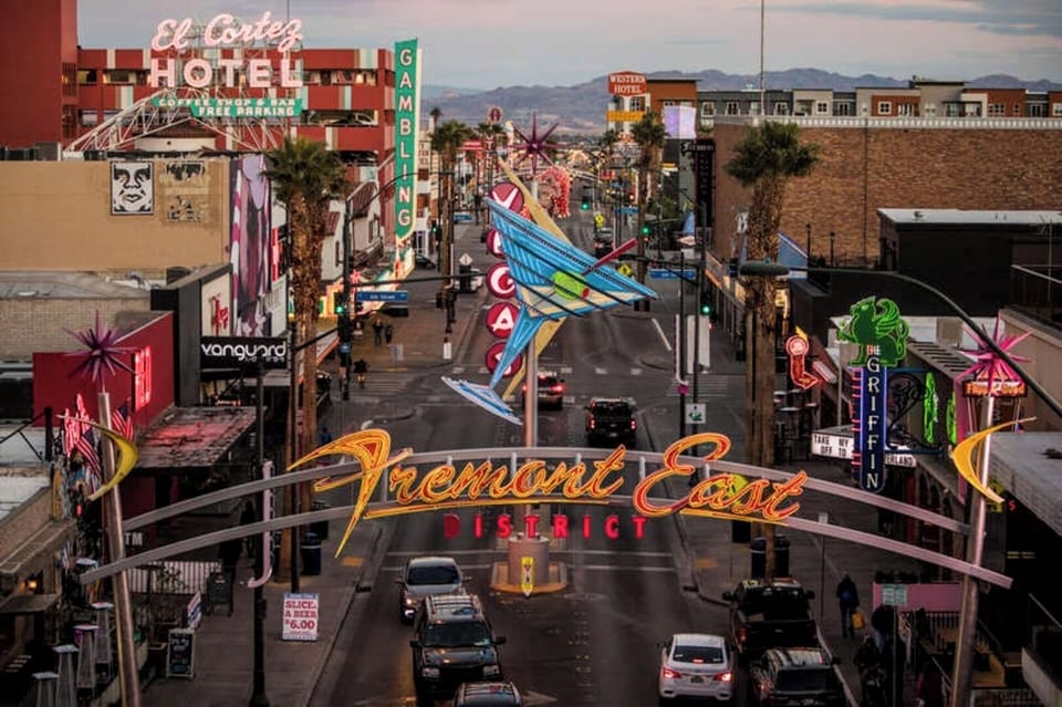 20 Minutes to the popular Fremont street experience!