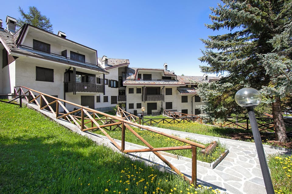 Family Apartment, Multiple Bedrooms (Appartamento Pian dei Larici) | Exterior