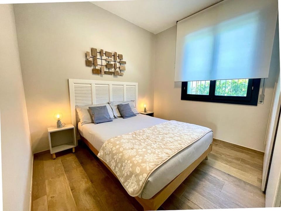 Beachside Villa With Private Garden Villa in Porto Santa Margherita