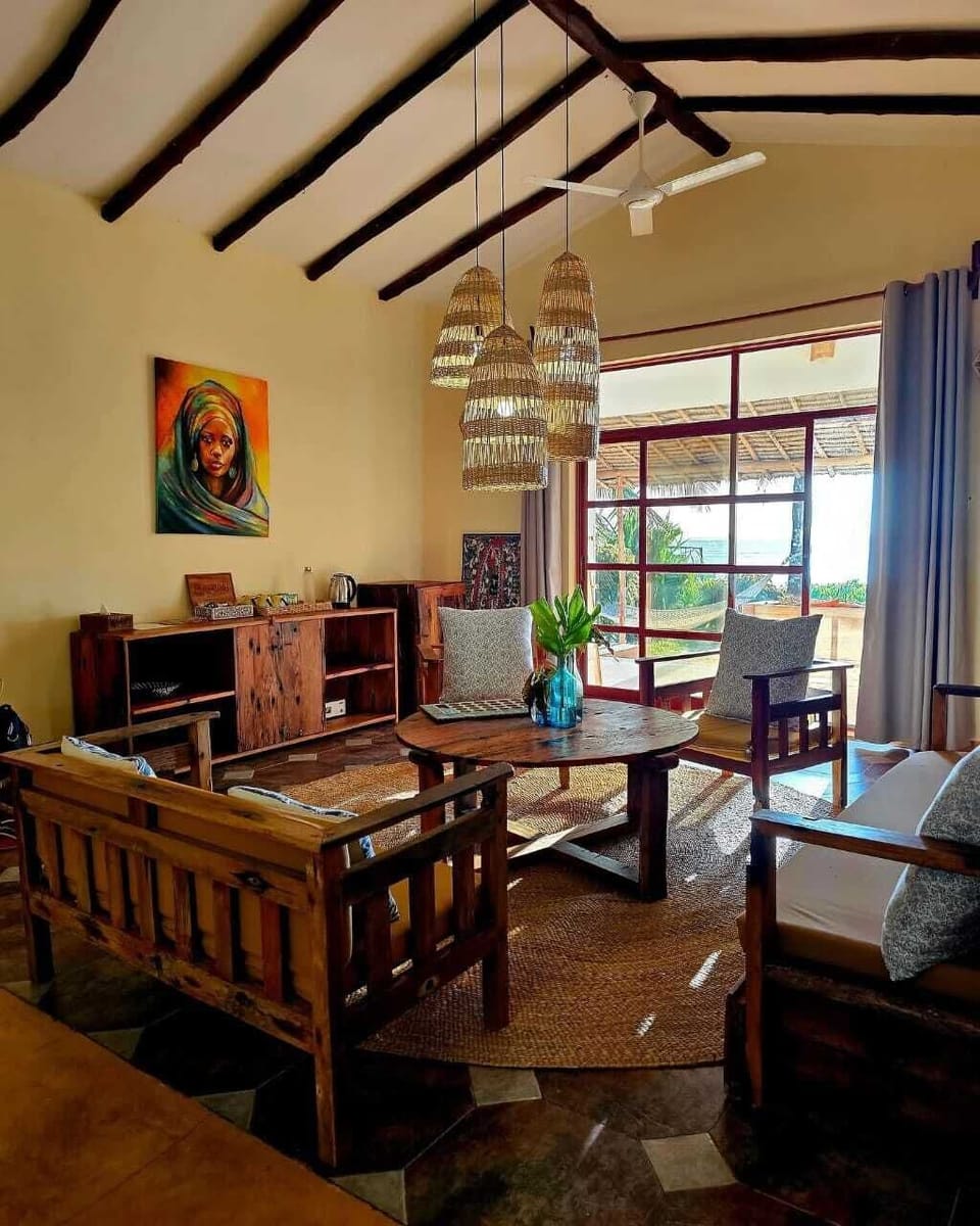 Luxury Villa | In-room safe, desk, laptop workspace, iron/ironing board