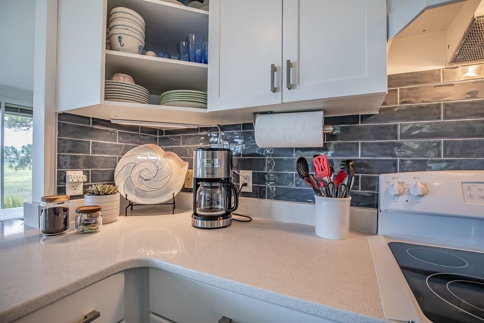 Drip coffee maker and supply of coffee and sweetener