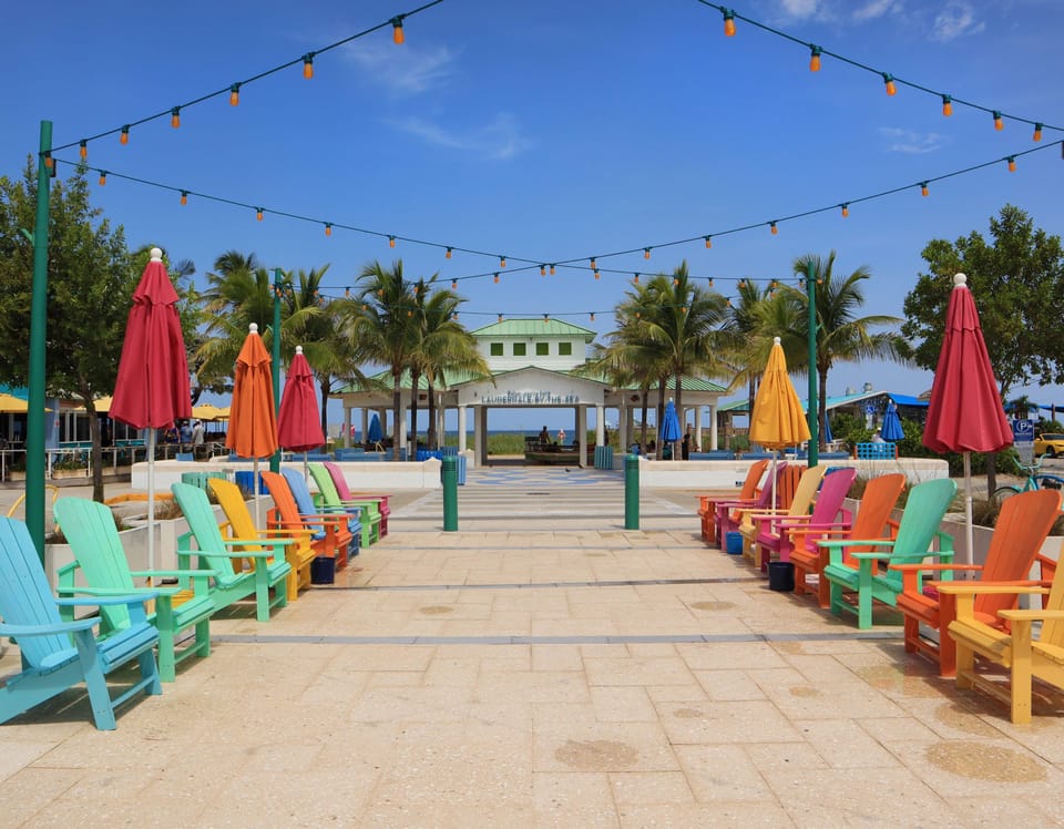 Commercial Pier area with tons of bars, shopping and restuarants 