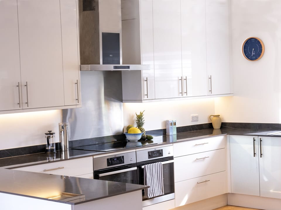 Panoramic House, Private Bathroom | Shared kitchen