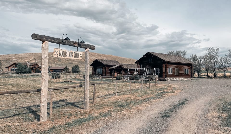 Entrance to the Saddlestring Ranch