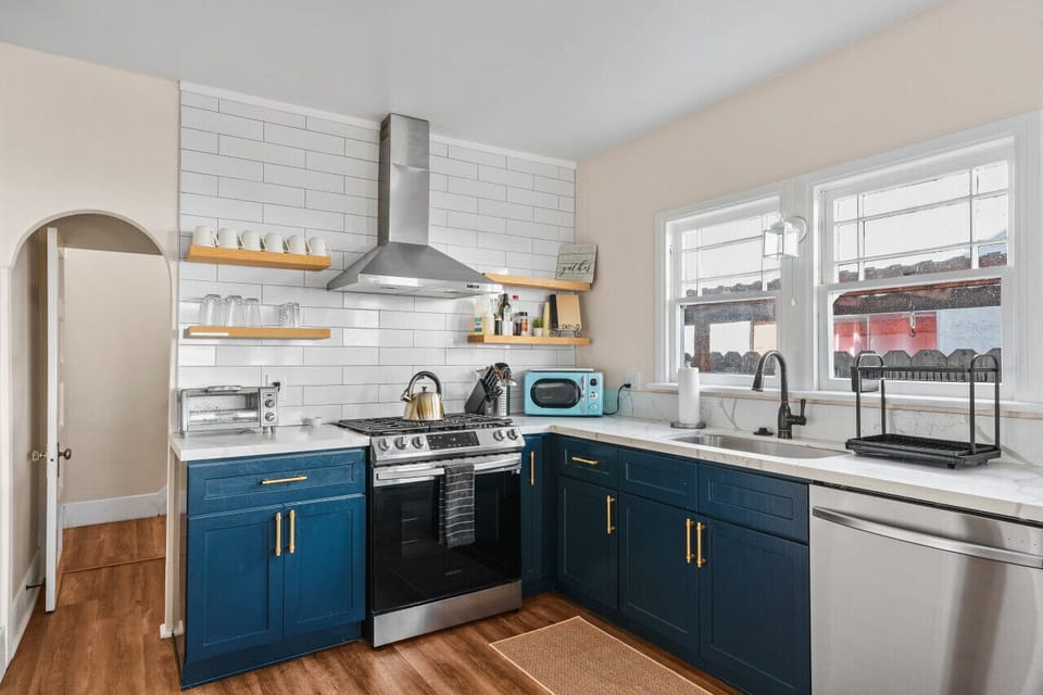 Newly remodeled kitchen with plenty of space and breakfast table