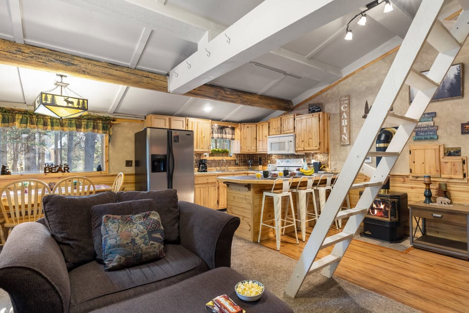 House (2 Bedrooms) | Living area