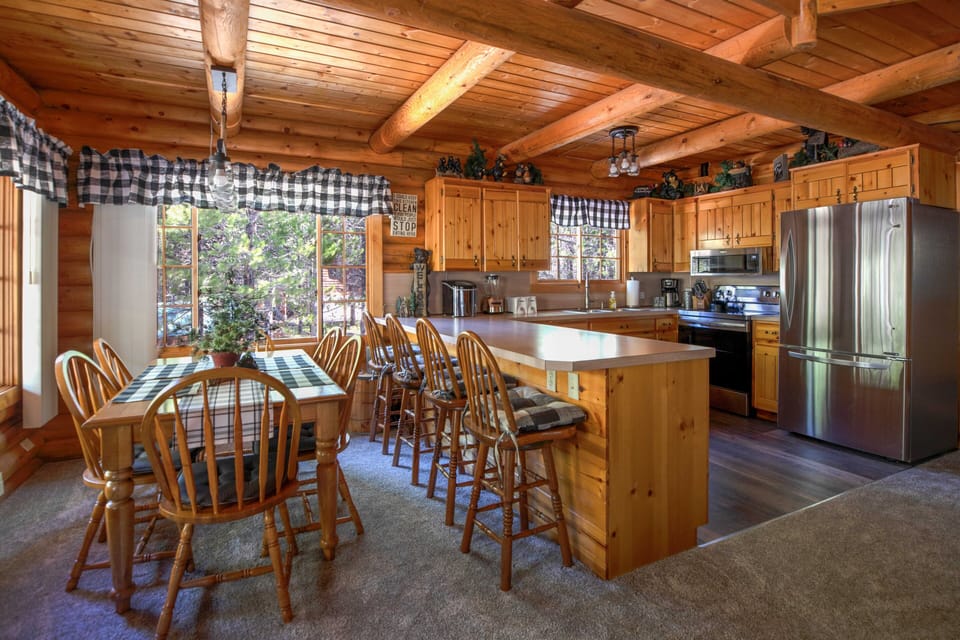 House (3 Bedrooms) | Dining room