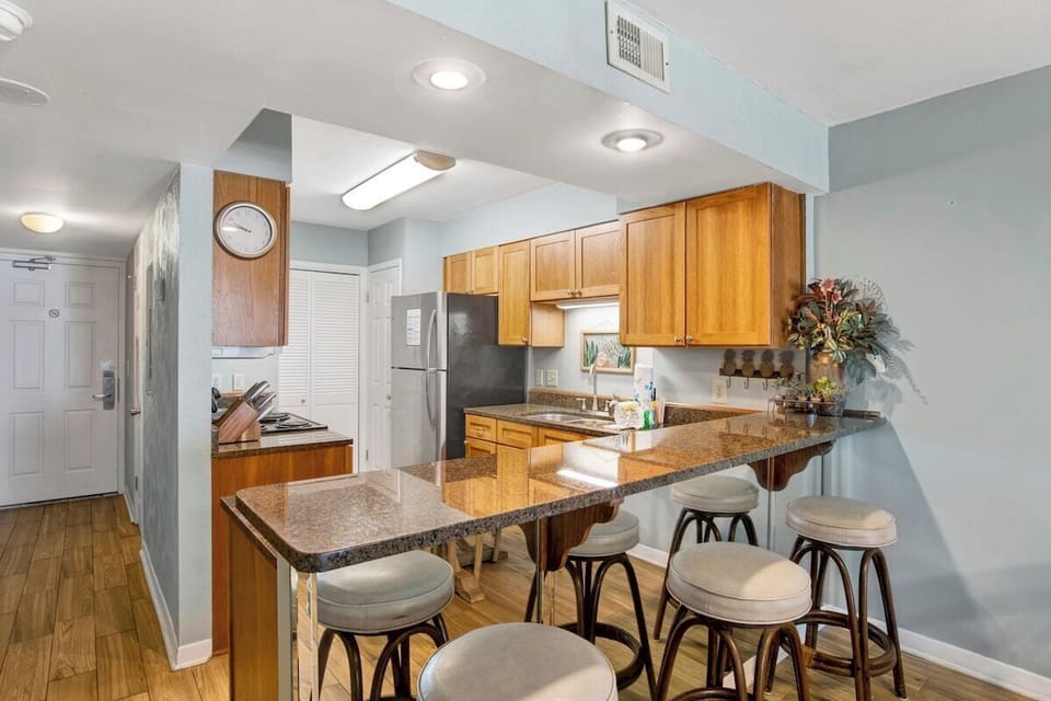 Fully Stocked Kitchen
