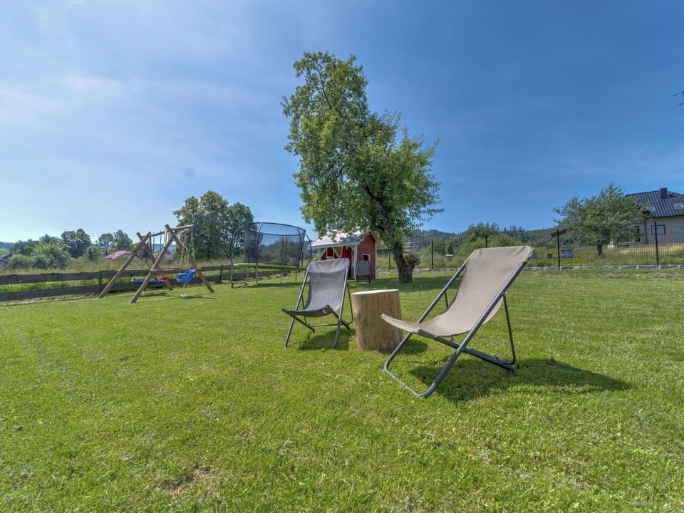 Sky, Plant Community, Plant, Cloud, Shade, Tree, Outdoor Furniture, Land Lot, Natural Landscape, Chair