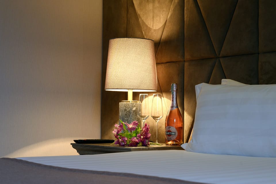 Superior Double Room | Minibar, in-room safe, blackout drapes, soundproofing