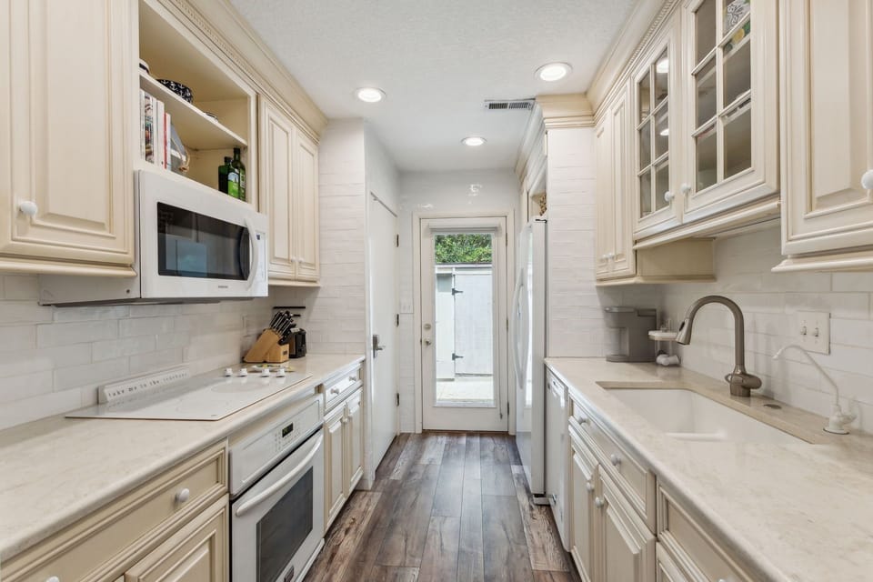 Gorgeously Updated Galley Kitchen with Quartz Countertops
