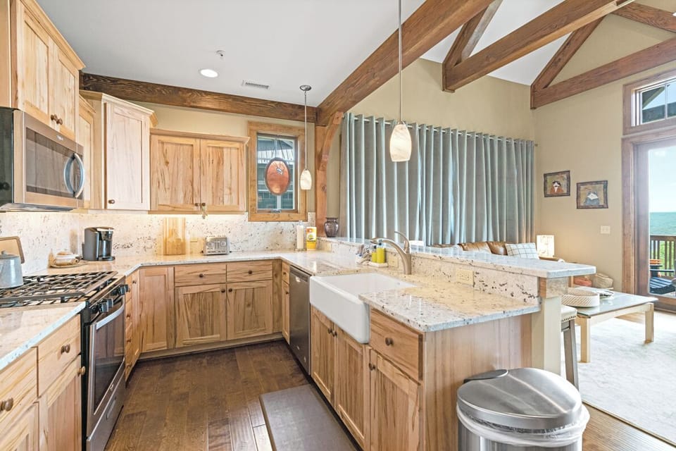 Kitchen--- Granite Counter-tops, Stainless Steel