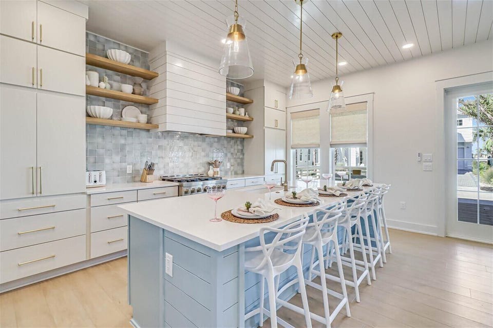 Gourmet Kitchen, 1st Floor
