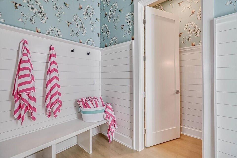 Mud Room, 1st Floor