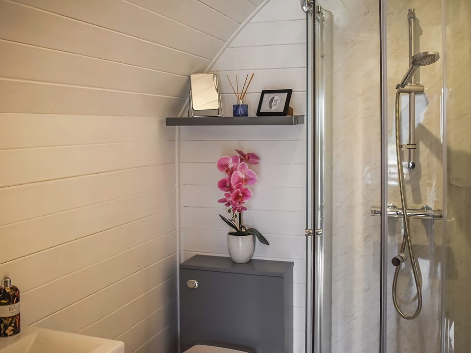 Shower room | Black Grouse - Dalaraban Luxury Pods, Fort William