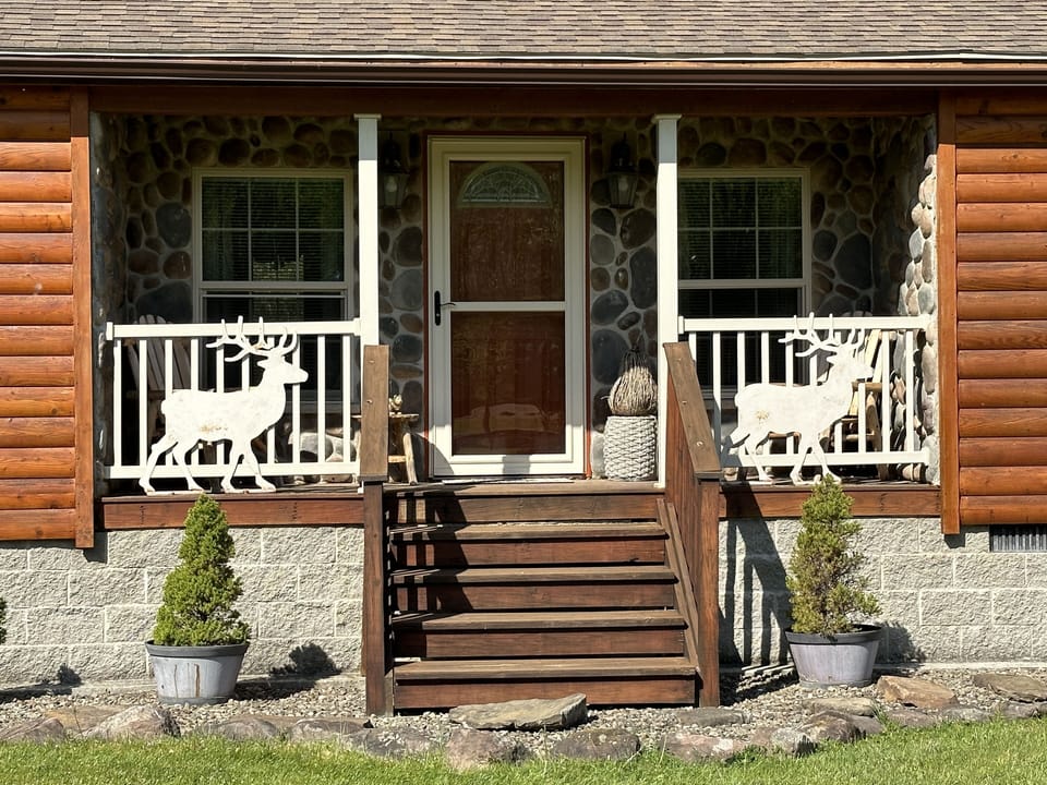 The Cabin at Deer Creek Acres