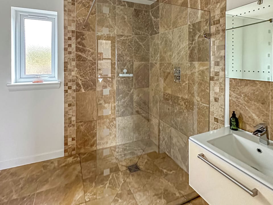 Bathroom | Lurach House - Lurach, Port Appin, near Appin