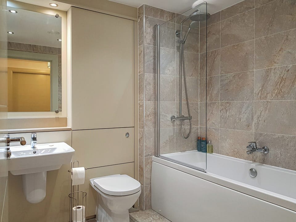 Bathroom | Torrance at Abbey Park Avenue, St Andrews