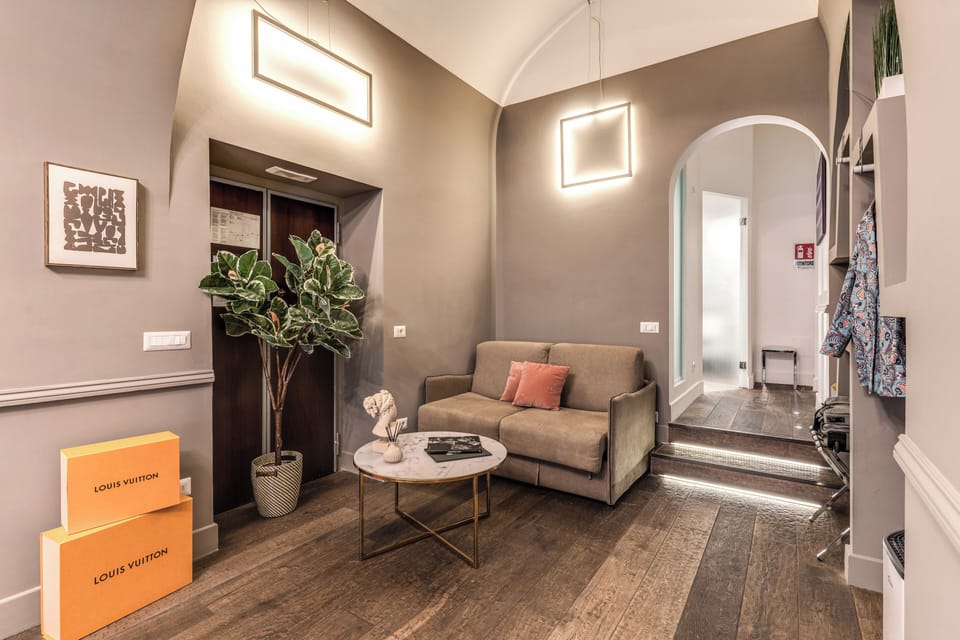 Junior Suite | Premium bedding, minibar, in-room safe, individually furnished