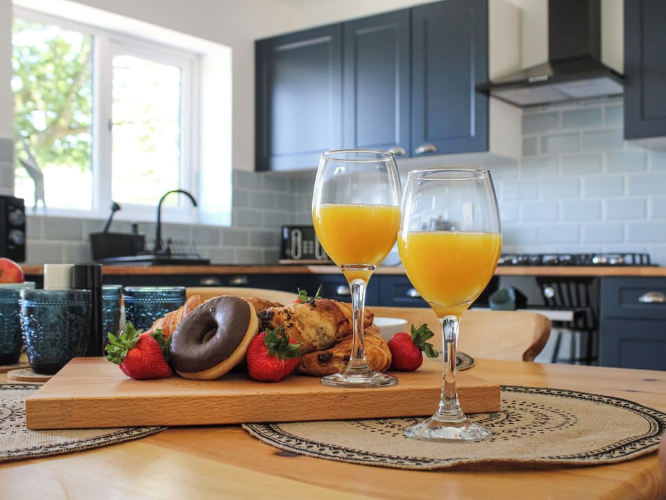 Kitchen | No. 8 Mouse Hole - Middle of Nowhere, Great Witchingham