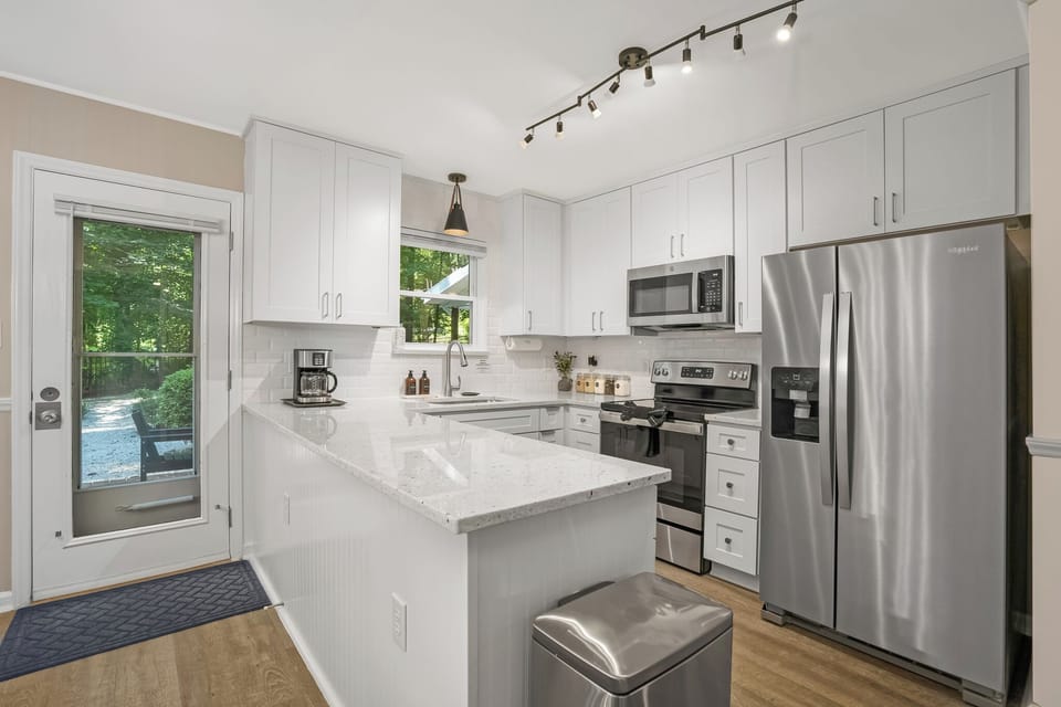 "Fully Renovated Granite Countertop & stocked kitchen"