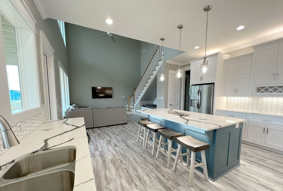 House, 4 Bedrooms | Private kitchen | Coffee/tea maker, fridge