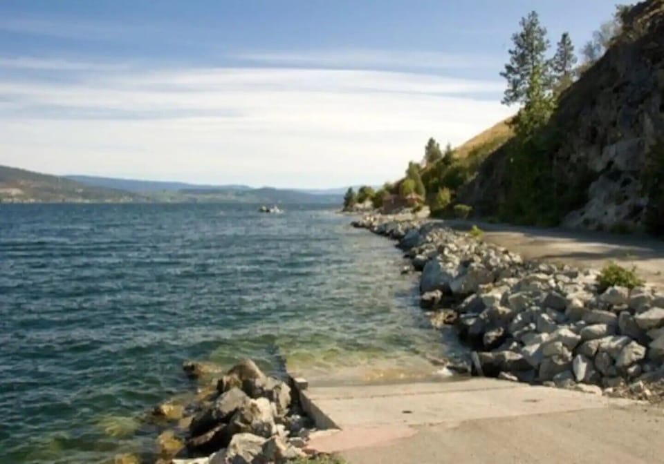 Boat launch