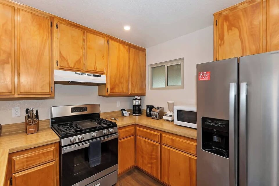 Kitchen. 
