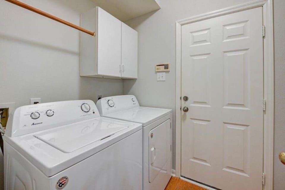 The house comes with washer and dryer along with detergent and drying sheets