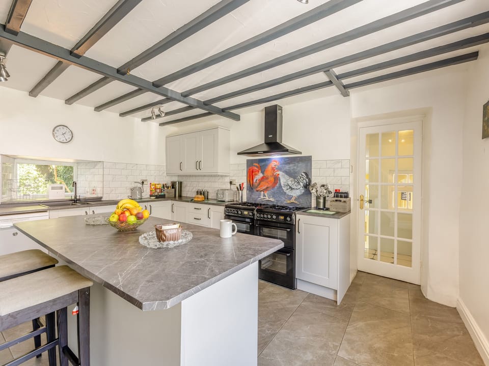 Kitchen | The Farmhouse - Pen y Bryn Farm and Holiday Cottages, Betws Yn Rhos