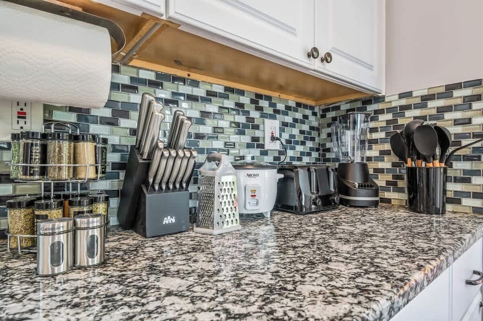 Fully equipped kitchen 