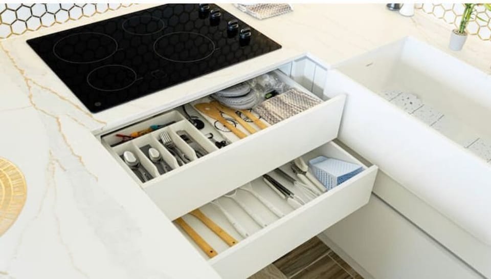 ALL KITCHEN UTILITIES NEEDED FOR COOKING
