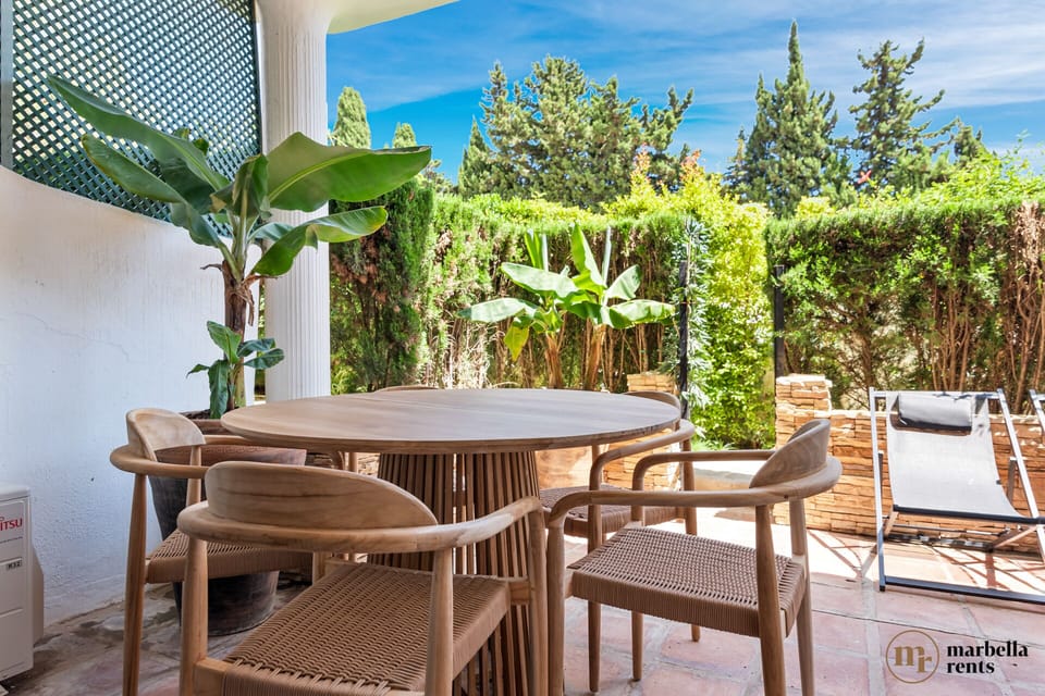 Private garden with lovely south east orientation. 